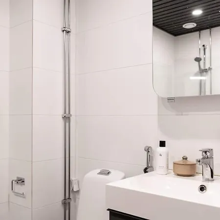 Stylish 2br In The Heart Of Kallio